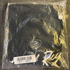 Lana Del Rey NFR tour crop top short sleeve T-shirt, size large NWT